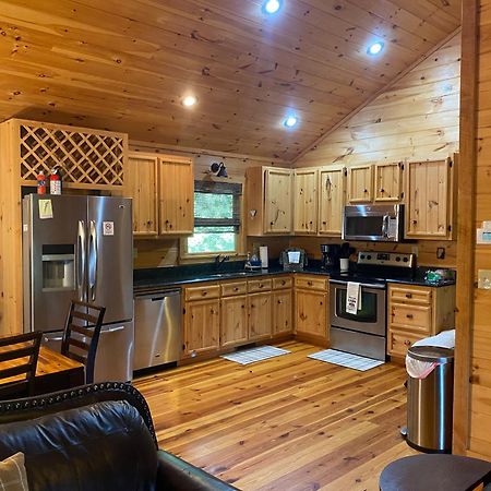 The Cozy Lazy Laurel With Year-Round Mountain Views, Hot Tub, Fire Pit Villa Cherry Log Exterior foto
