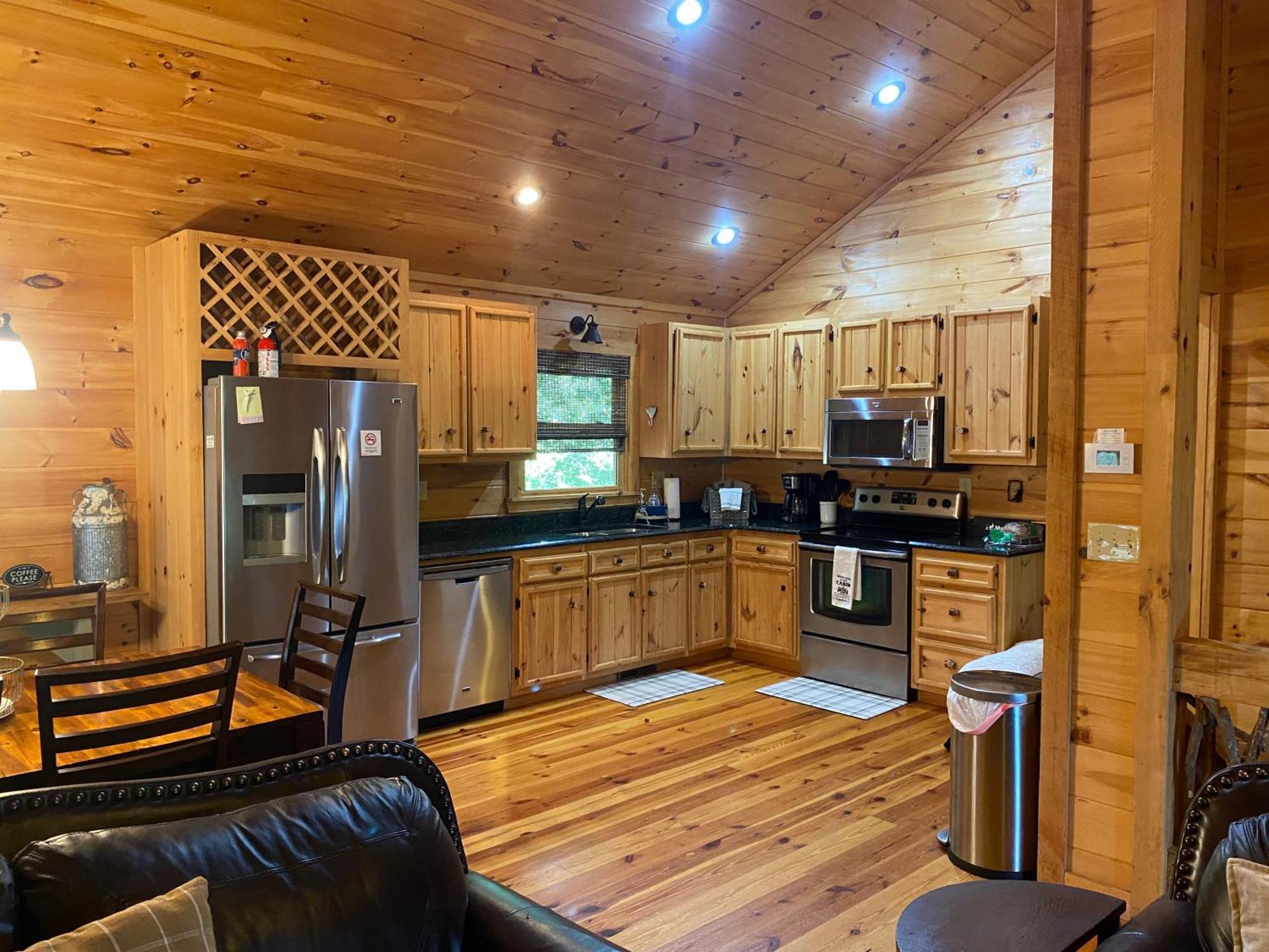 The Cozy Lazy Laurel With Year-Round Mountain Views, Hot Tub, Fire Pit Villa Cherry Log Exterior foto