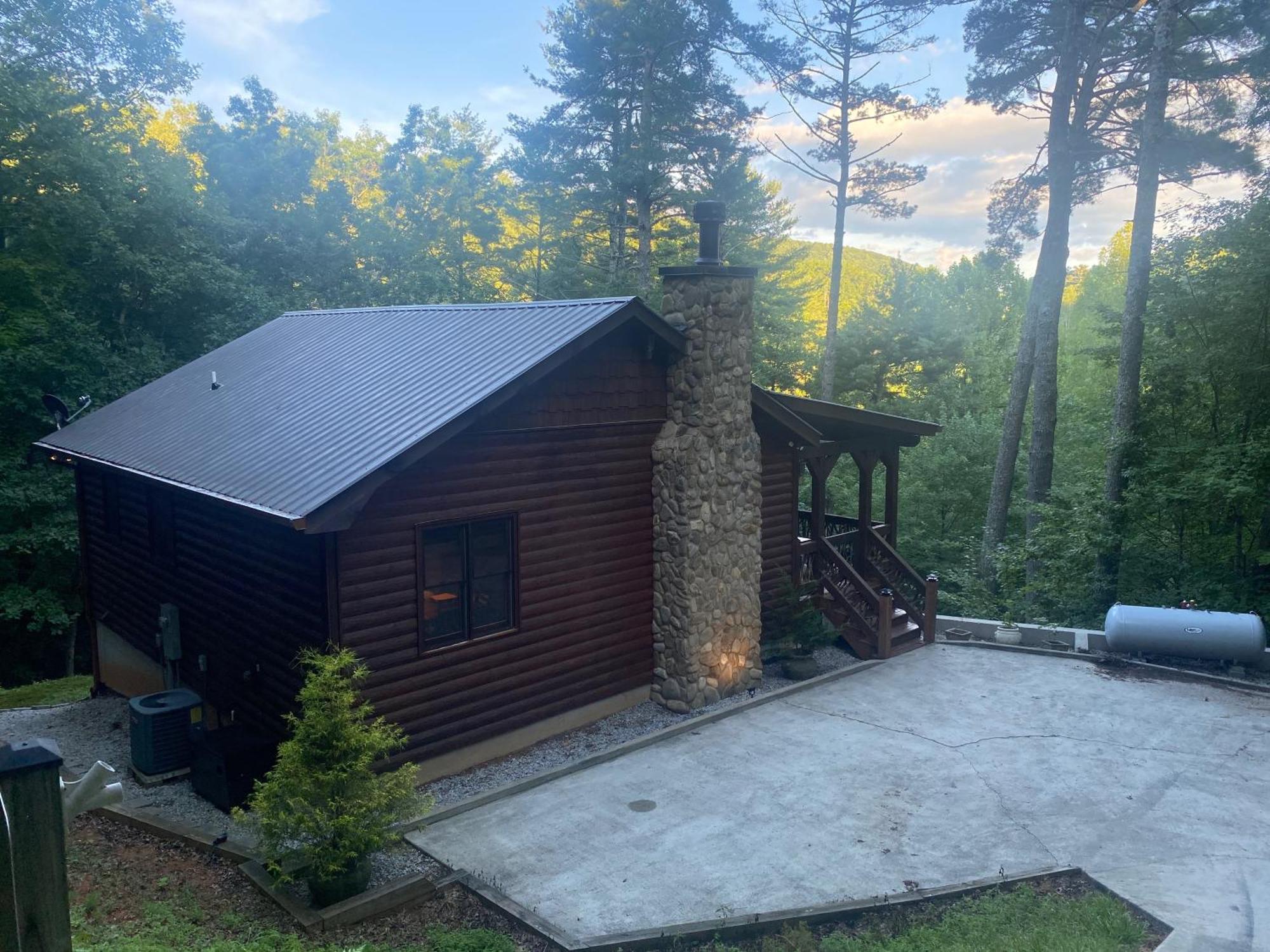 The Cozy Lazy Laurel With Year-Round Mountain Views, Hot Tub, Fire Pit Villa Cherry Log Exterior foto